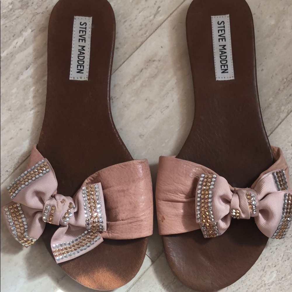 Sandals - Picture 3 of 3